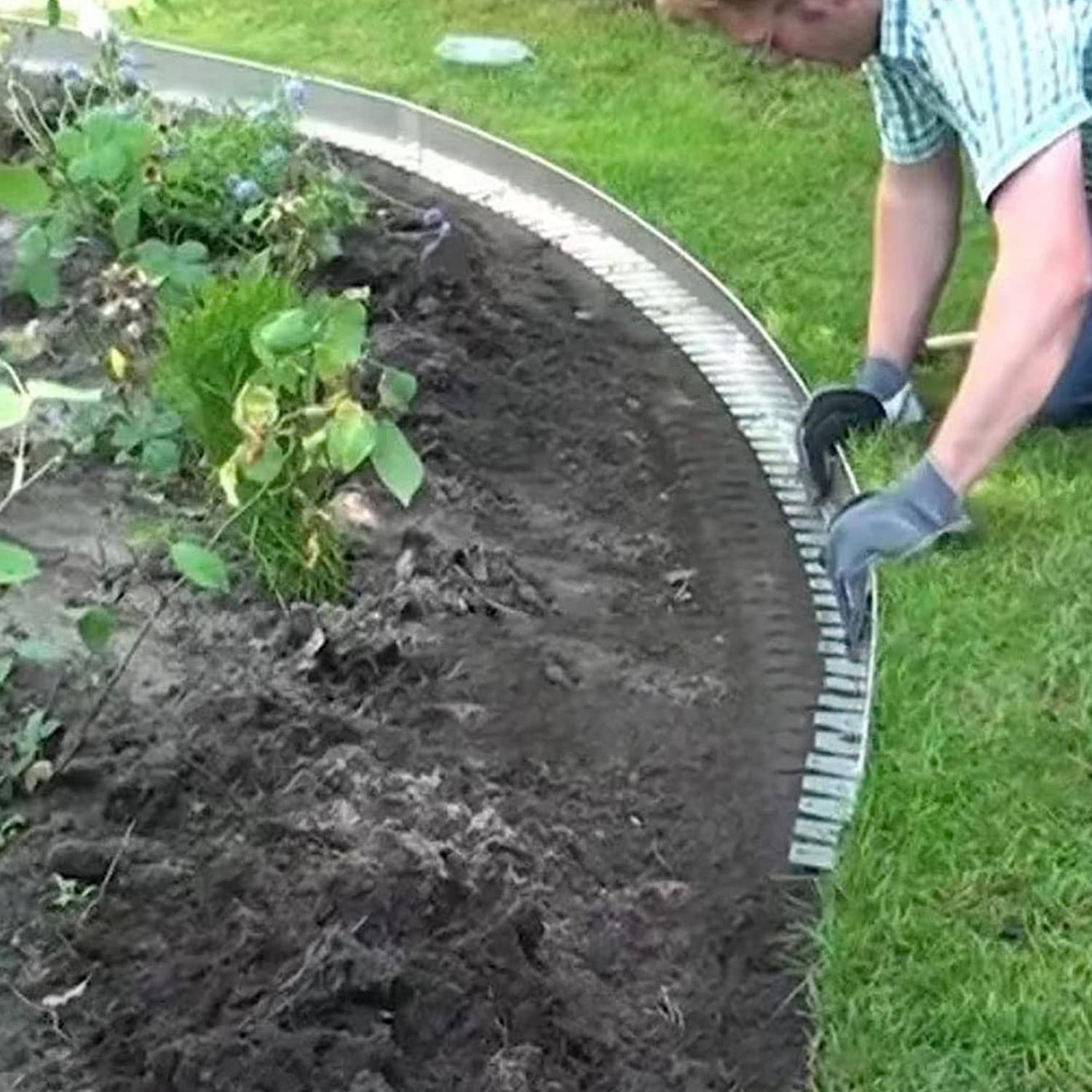Stainless Steel Landscape Edging (50mm Face Height (per m)): image 1